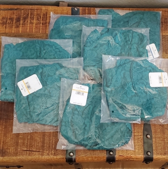 💚 Free People Galloon Lace Racerback Bralette 💚 - Picture 9 of 10